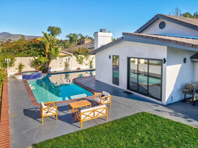 3647 Hazelhurst Place, Bonita CA: https://media.crmls.org/mediaz/a3cf7b45-778b-4cbf-9c07-a1f15bf5c957.jpg