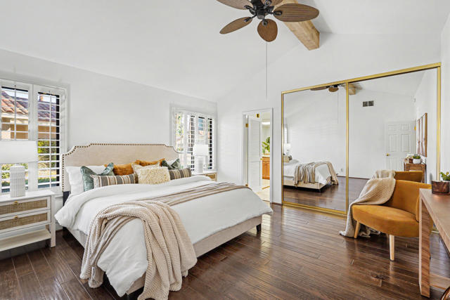 239 Santa Barbara Circle, Palm Desert, CA 92260