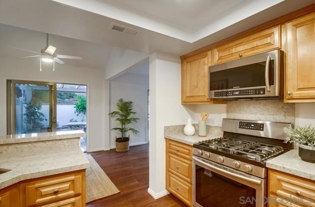 5664 Menorca Drive, San Diego CA: https://media.crmls.org/mediaz/a3d121be-3946-4eca-9034-9d0aac89e06b.jpg