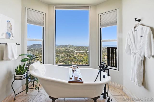 15484 Markar Rd, Poway CA: https://media.crmls.org/mediaz/a3d1a7fc-3361-47cd-ac80-017b124a16e1.jpg