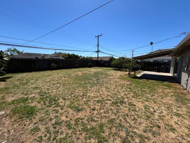 452 Vallejo Street, Salinas CA: https://media.crmls.org/mediaz/a3d24979-bf81-4d11-a030-bb51568b8702.jpg