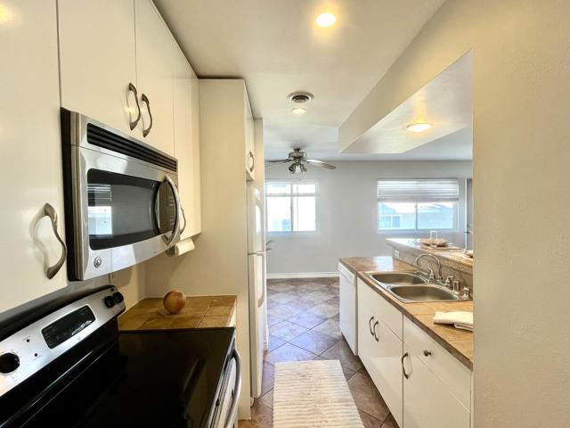 Image 6 of 26 For 72534 Edgehill Drive 2