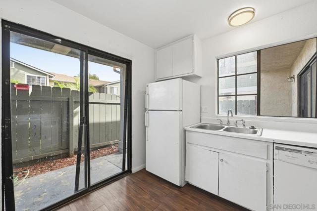 1225 N Broadway, Escondido CA: https://media.crmls.org/mediaz/a3d32905-aefe-4a08-b3da-aa5b90235752.jpg