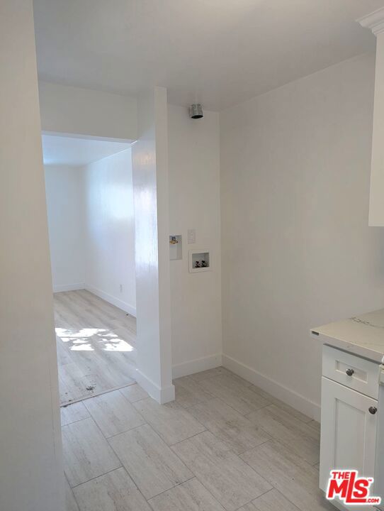 Image 2 of 11 For 3839 Sedgwick Avenue