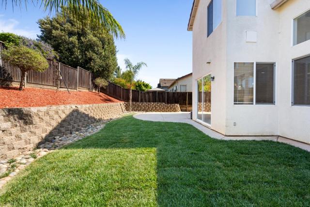 1101 Freedom Drive, Hollister CA: https://media.crmls.org/mediaz/a3d3ef69-99de-4dd1-8346-4f2dcd6744ae.jpg