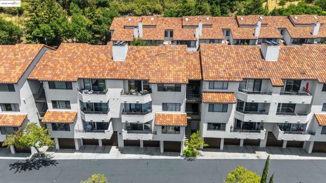 22012 Sevilla Rd, Hayward CA: https://media.crmls.org/mediaz/a3d4363b-e914-478e-9644-dc555df91d33.jpg
