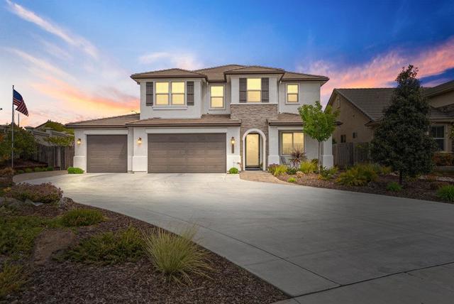 1515 Sunflower Drive, Hollister CA: https://media.crmls.org/mediaz/a3d44206-0072-42b8-a76d-f2c06b00f36a.jpg