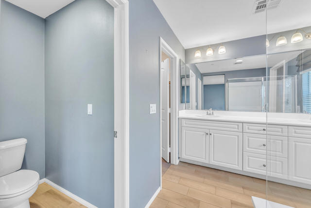 232 Paseo Gusto, Palm Desert CA: https://media.crmls.org/mediaz/a3d57bdf-7851-4620-b770-44af572ed206.jpg