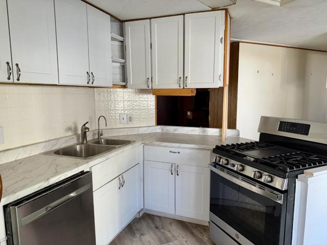 144 Holm Road, Watsonville CA: https://media.crmls.org/mediaz/a3d6a994-6642-46b7-b9c6-c6bfaef214ee.jpg