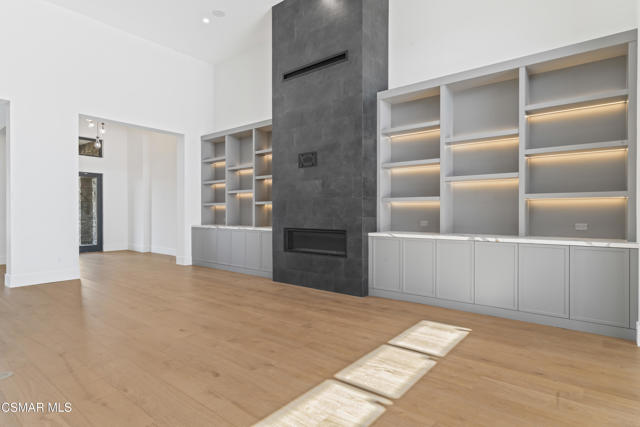 Image 40 of 93 For 532 Corte Corrida