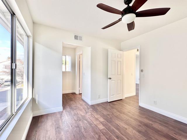 Detail Gallery Image 33 of 35 For 5155 via Seville, Oceanside,  CA 92056 - 3 Beds | 2/1 Baths