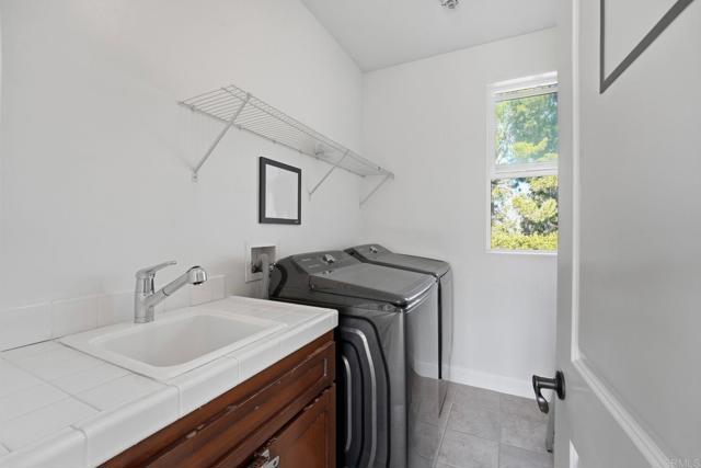 Detail Gallery Image 19 of 25 For 2556 La Costa Ave, Carlsbad,  CA 92009 - 4 Beds | 3/1 Baths