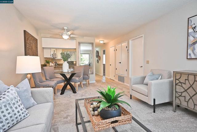 1324 Chateau Cmn, Livermore CA: https://media.crmls.org/mediaz/a3d90a99-1d26-41f2-a09d-70d2d3e6794f.jpg