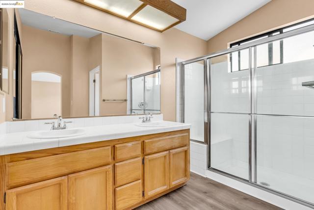 4820 RIDGEVIEW DRIVE, Antioch CA: https://media.crmls.org/mediaz/a3da4a91-fb17-4703-ab9c-fa39604294f7.jpg