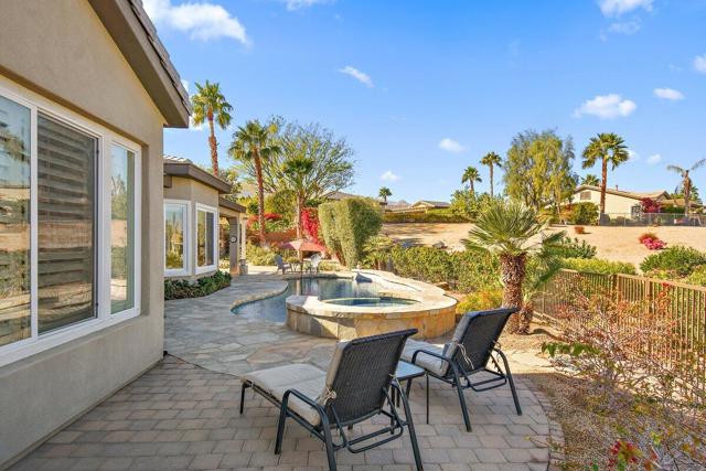 81196 Victoria Lane, La Quinta CA: https://media.crmls.org/mediaz/a3da9e63-22cd-4a1d-be29-43e58a55f1ae.jpg