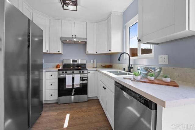 1157 Emerald Ave, El Cajon CA: https://media.crmls.org/mediaz/a3dae82f-952e-4307-abe3-9056fa7ddb14.jpg