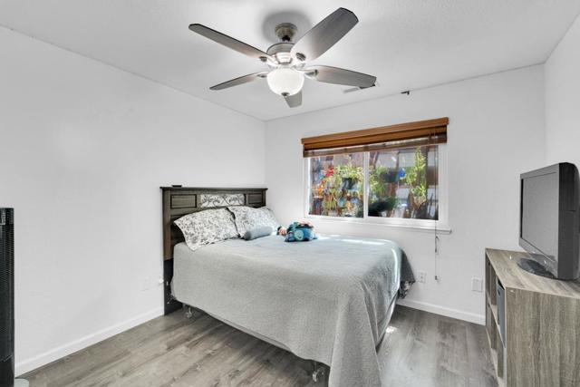 711 Kirkwood Court, Los Banos CA: https://media.crmls.org/mediaz/a3dc6034-7f5c-41f6-bed4-f409923f76ed.jpg