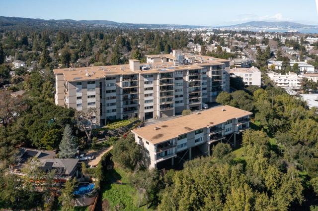 50 Mounds Road, San Mateo CA: https://media.crmls.org/mediaz/a3dd4449-d79a-4345-b296-686994515020.jpg