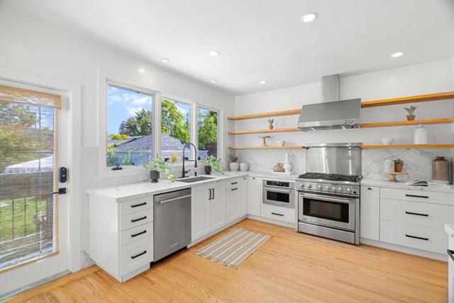 1223 Rhus Street, San Mateo CA: https://media.crmls.org/mediaz/a3dd6daf-96d7-45a1-b05e-ccf7e80d9433.jpg
