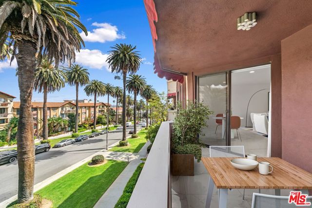 1745 Camino Palmero Street, Los Angeles CA: https://media.crmls.org/mediaz/a3dd8818-084f-4c7d-94a9-7db24a1c4db4.jpg