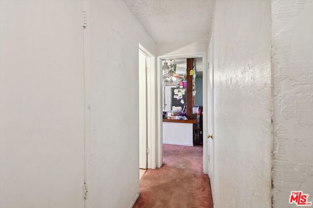 1691 Spence Street photo 6