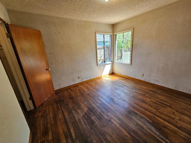 3234 Hoover Street, Redwood City CA: https://media.crmls.org/mediaz/a3debd1f-bbb1-4520-98d7-624772602e48.jpg