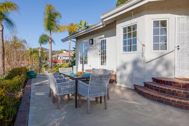 Detail Gallery Image 49 of 68 For 1248 via Christina, Vista,  CA 92084 - 4 Beds | 3 Baths