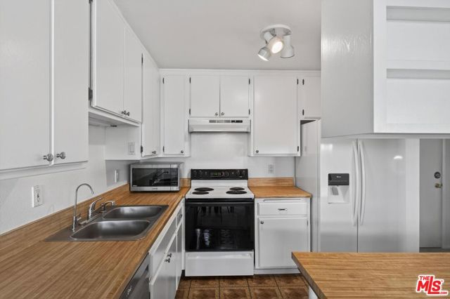 255 Sequoia Court, 23 photo 8