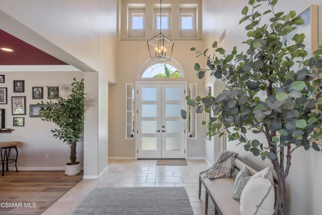 3269 Morning Ridge Avenue, Thousand Oaks CA: https://media.crmls.org/mediaz/a3e1c49e-b91a-4af9-9868-a86cb9761294.jpg