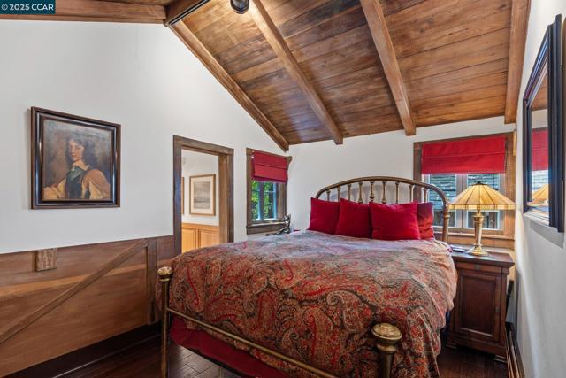 1611 Carmel Dr, Walnut Creek CA: https://media.crmls.org/mediaz/a3e2d02a-5cd9-4436-ab7e-3023c7f7e2dc.jpg