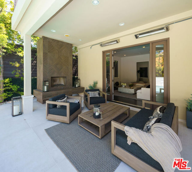 9515 Kirkside Road, Los Angeles CA: https://media.crmls.org/mediaz/a3e607d3-9be2-4729-b379-0fa645526df4.jpg