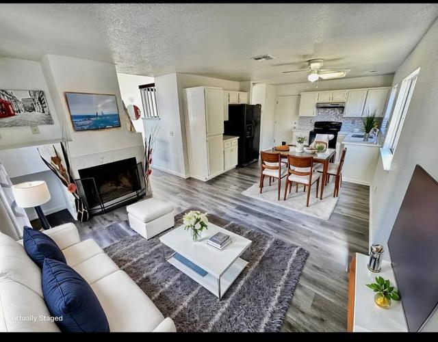 521 LEAMON Street, Tracy CA: https://media.crmls.org/mediaz/a3e66b5a-0e75-40b0-b6e7-541cec278bc4.jpg