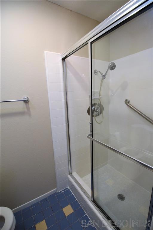 Image 20 of 27 For 6780 Friars Rd  273