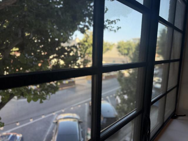 400 San Benito St, Hollister CA: https://media.crmls.org/mediaz/a3e75c02-b41c-4f58-8584-ec7a0b38714d.jpg