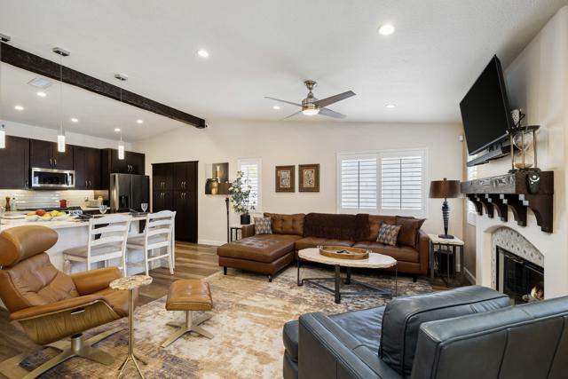 31465 Whispering Palms Trail, Cathedral City CA: https://media.crmls.org/mediaz/a3e82c28-571d-432b-8b2f-b1281e398bd1.jpg