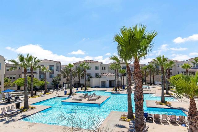 5402 Sand Arch Ln 199, San Diego CA: https://media.crmls.org/mediaz/a3e88c3c-94b8-43cf-a9ca-65f11d5aef4d.jpg