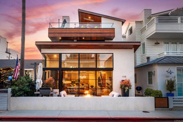 Detail Gallery Image 2 of 72 For 119 41st St, Newport Beach,  CA 92663 - 3 Beds | 5 Baths