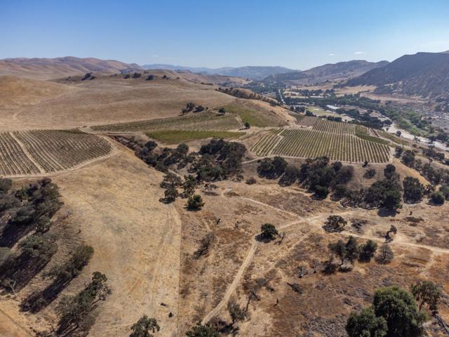 0 Airline Highway, Tres Pinos CA: https://media.crmls.org/mediaz/a3e987bb-9a18-44d3-b8a7-154a1309386e.jpg