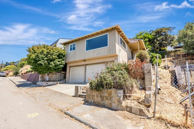 16668 Winding Boulevard, San Leandro CA: https://media.crmls.org/mediaz/a3e9988d-cd99-4c43-91be-f50d16f9428e.jpg
