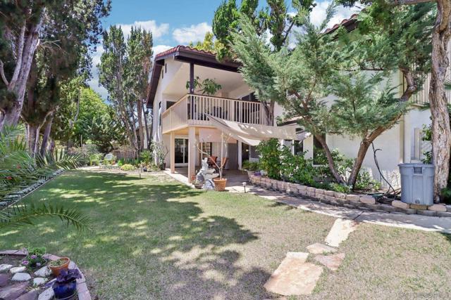2090 Alta Vista Drive, Vista CA: https://media.crmls.org/mediaz/a3eb8272-0af9-4b23-92a4-dfde82565740.jpg