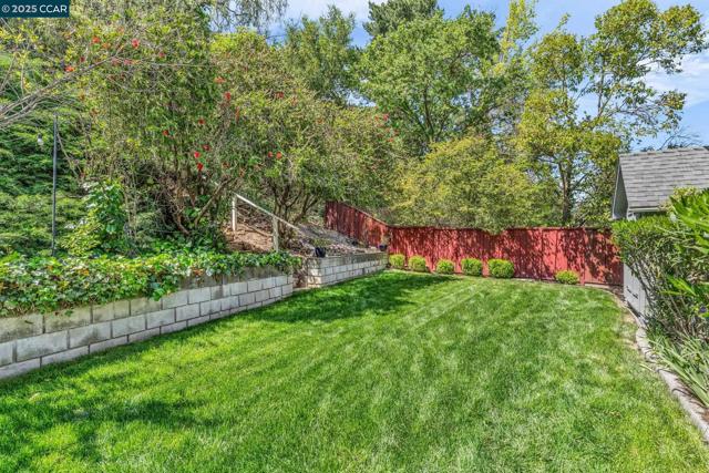 11373 Rampart Dr, Dublin CA: https://media.crmls.org/mediaz/a3eba455-0435-42e9-a53b-ae3be1baa693.jpg