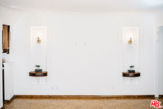1242 S Barrington Avenue, Los Angeles CA: https://media.crmls.org/mediaz/a3ebf10e-7b10-4c71-bc0a-cb97dfdfd59a.jpg