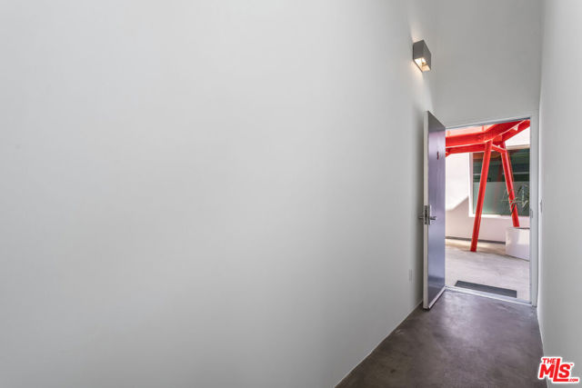 803 Wilcox Avenue, Los Angeles CA: https://media.crmls.org/mediaz/a3ecf679-2054-4a8a-89be-319bbc354c3b.jpg