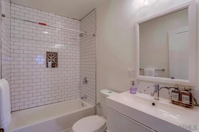Image 21 of 53 For 5052 35th Street