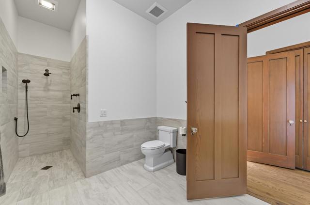 626 Occidental Avenue, San Mateo CA: https://media.crmls.org/mediaz/a3edaf38-acf3-4821-9fe5-e6986fb41be2.jpg