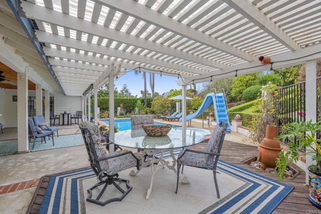 620 Lacrosse Place, Escondido CA: https://media.crmls.org/mediaz/a3edf9e0-80f3-4f9e-8ff2-e2cf58181100.jpg