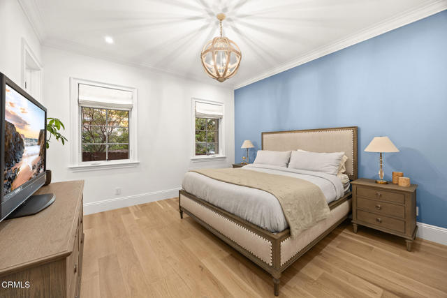 2060 Windover Road, Pasadena CA: https://media.crmls.org/mediaz/a3ee0924-aa55-46ac-a3b4-de93d700ddd2.jpg