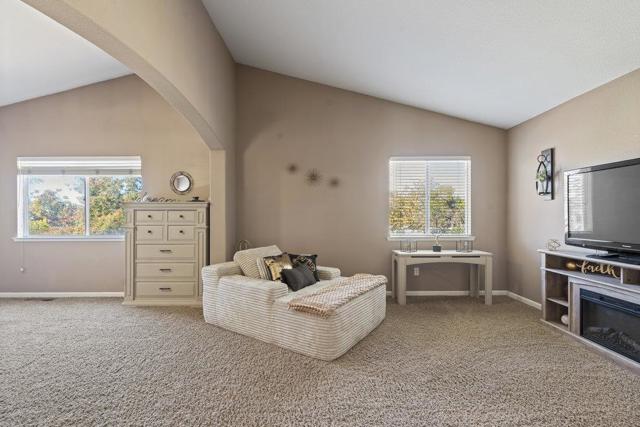 2230 Ventana Court, Hollister CA: https://media.crmls.org/mediaz/a3ee2a53-8630-4869-9edb-6ca79560b2cd.jpg