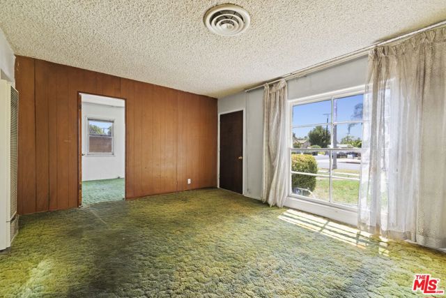 21001 Gault Street, Canoga Park CA: https://media.crmls.org/mediaz/a3eee1a3-7244-477c-9cf6-9a28633f3fd7.jpg
