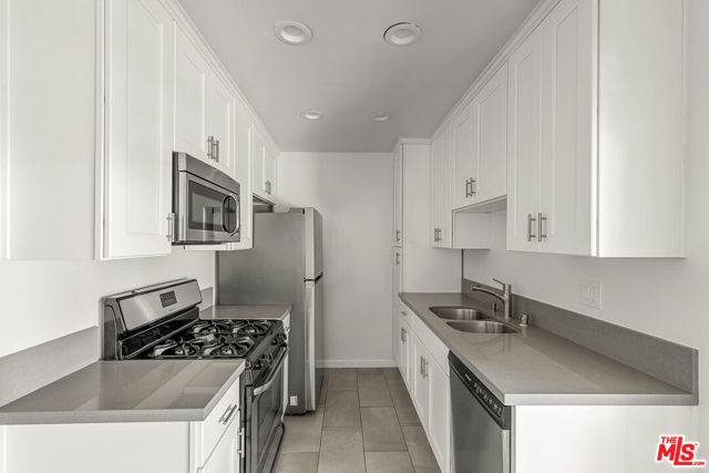 1006 Havenhurst, Los Angeles CA: https://media.crmls.org/mediaz/a3f06710-aab7-4d7e-8ec6-d459d487f6fe.jpg